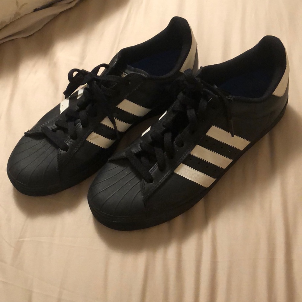 Adidas skateboarding superstars